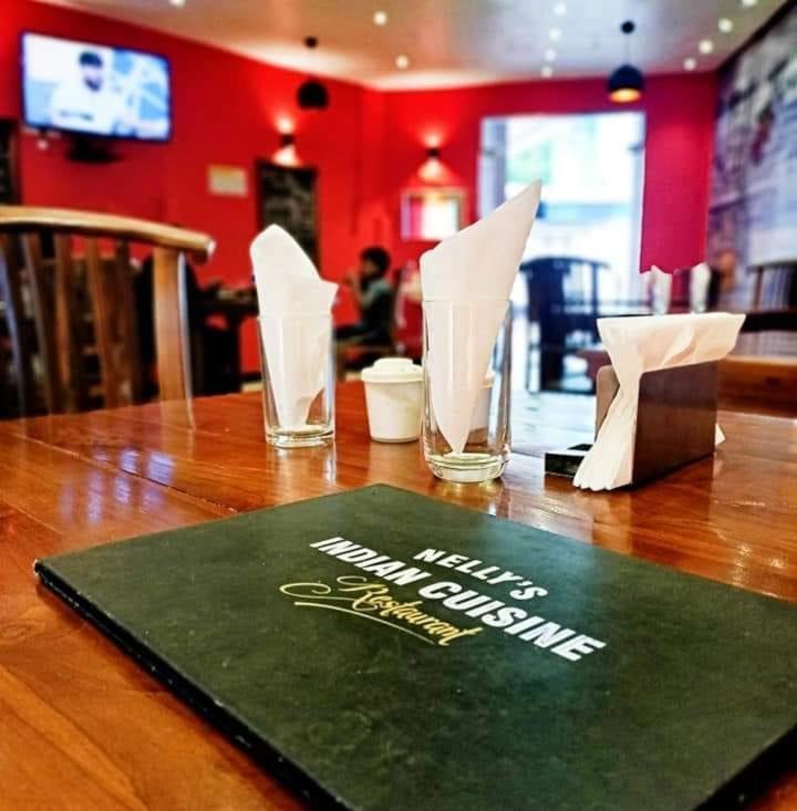 Hotel Nelly Vavuniya Экстерьер фото