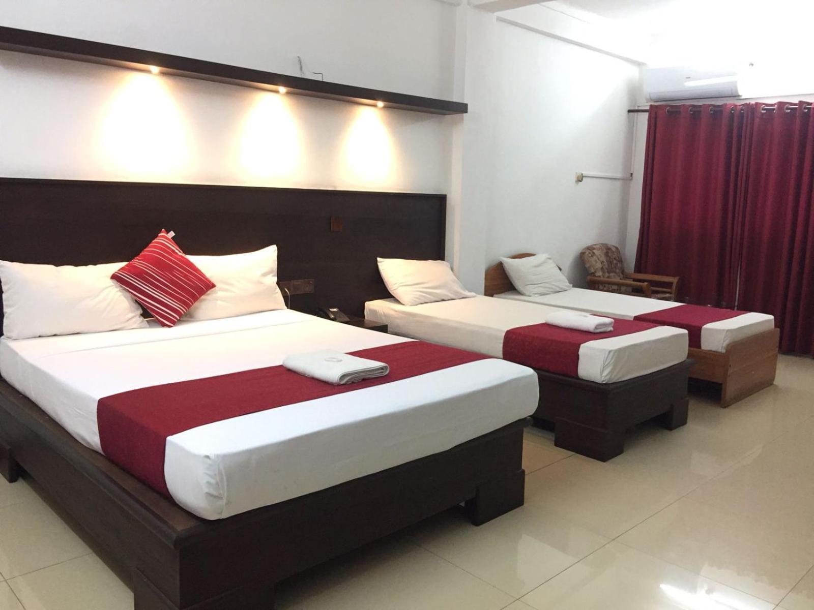 Hotel Nelly Vavuniya Экстерьер фото