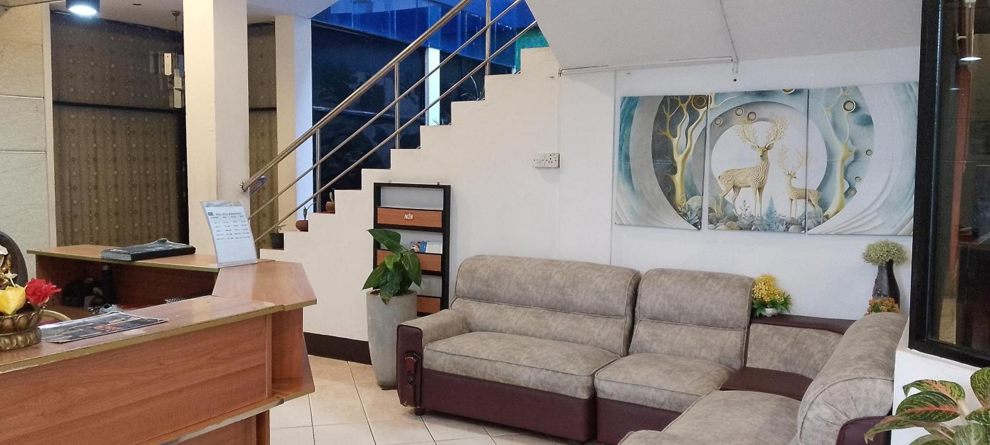 Hotel Nelly Vavuniya Экстерьер фото